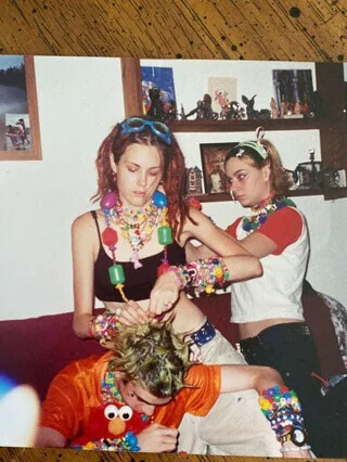 Photos Showing That the '90s Had its Own Kind of Chaos