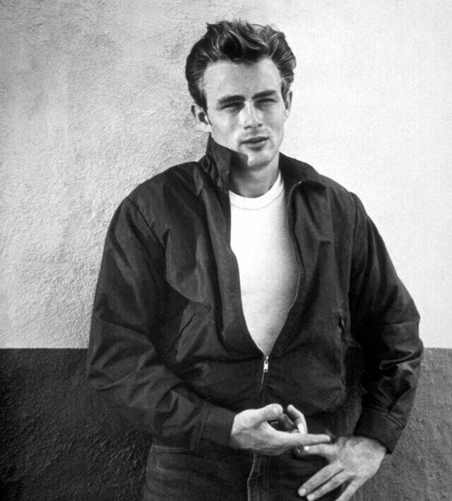 20 Old School Actors Looking Buff and Cool