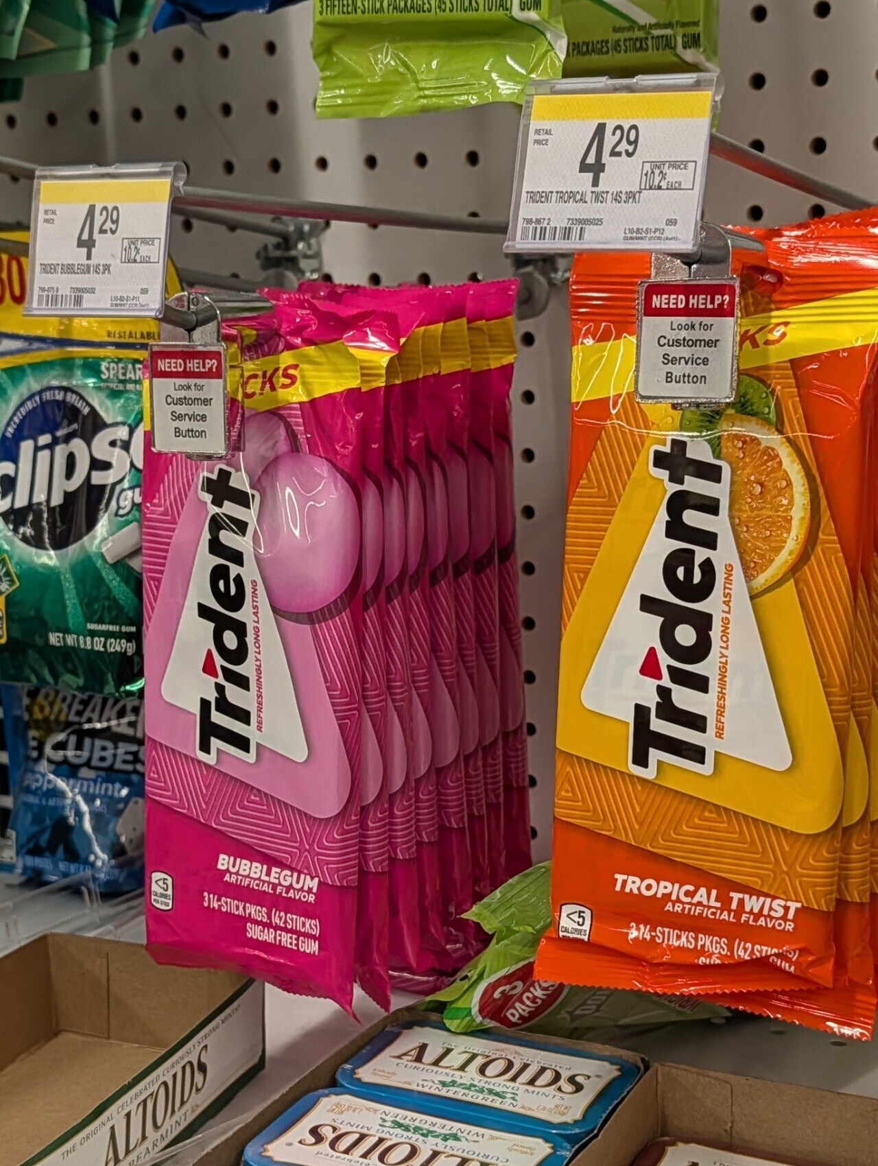 3 FIFTEEN-STICK PACKAGES (45 STICKS TOTAL) GUM Naturally Sand Flavored PACKAGES (45 STICKS TOTAL GUM RETAIL PRICE 429 UNIT PRICE 10.2 EACH TRIDENT TROPICAL TWST 14S 3PKT RETAL PRICE 429 798-867 2 7339005025 059 L10-B2-S1-P12 CUSAMI (CCR) (Anti) PRICE 0 EACH TRIDENT I TU BUBSLEGUN 14S 3PK 789-075 7339005032 L50-82-51-P11 NEED HELP? Look for RESEALABLE Customer K Service NEED HELP? SPEAR Button 1 - Look for CKS Customer UNCREDIBLY FRESH STEATH Service Button - clips g SUGARFREE GUM NET WT 8.8 OZ (249g) EBREAKE ECUBES REFRESHINGLY LONG LASTING REFRESHINGLY LONG LASTING Trident Apporminto Trident VBL BUBBLEGUM and ARTIFICIAL FLAVOR <5 TROPICAL TWIST CALORIES PER STICK 314-STICKPKGS. (42 STICKS) ARTIFICIAL