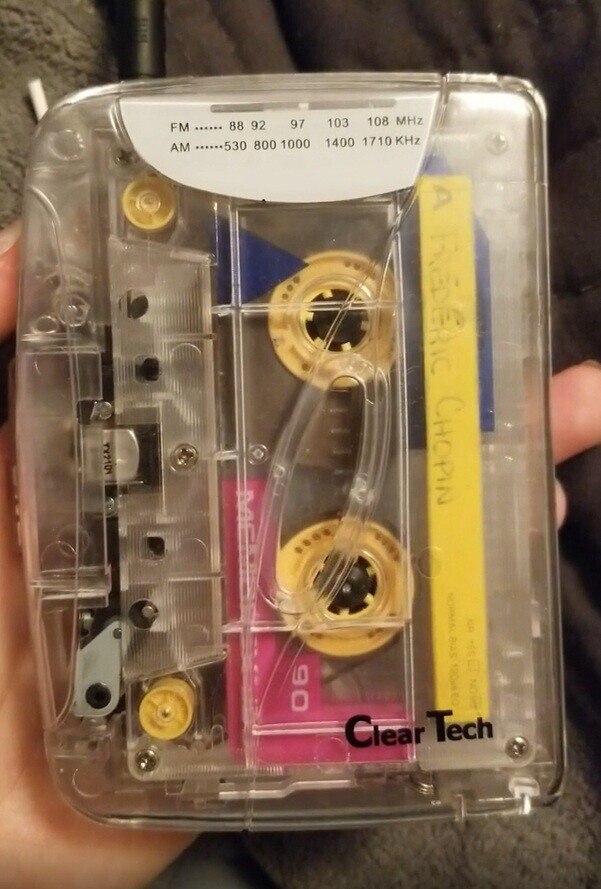 FM ...... 88 92 97 103 108 MHz AM ******530 800 1000 1400 1710 KHz A REDERIC CHOPIN SOLCRA 06 STA DVWNCIN the E Clear Tech