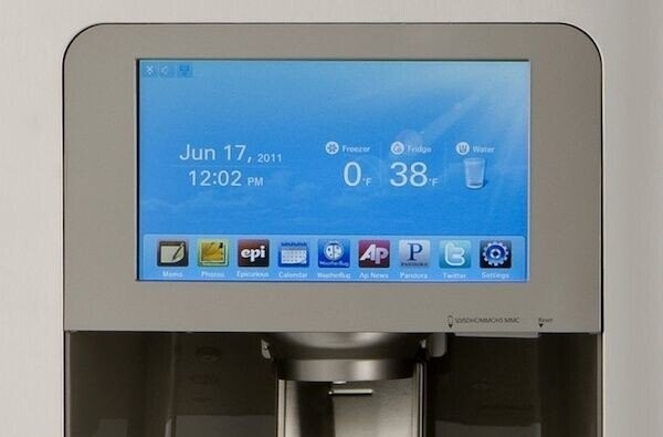 Jun 17, 2011 Freezer Fridge Water 12:02 PM 0-F 38+F - ey P epi AP Naturally Mond Phose Epicurious Caloridar Waterial Settiegs Ap News Pandora Twitter MNK Rosen