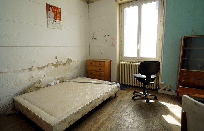 20 Trash Hotels to Keep You Sleeping in Your Car