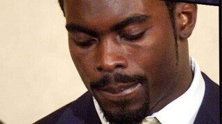 21 Yucky Celeb Moments No One Thinks About Anymore