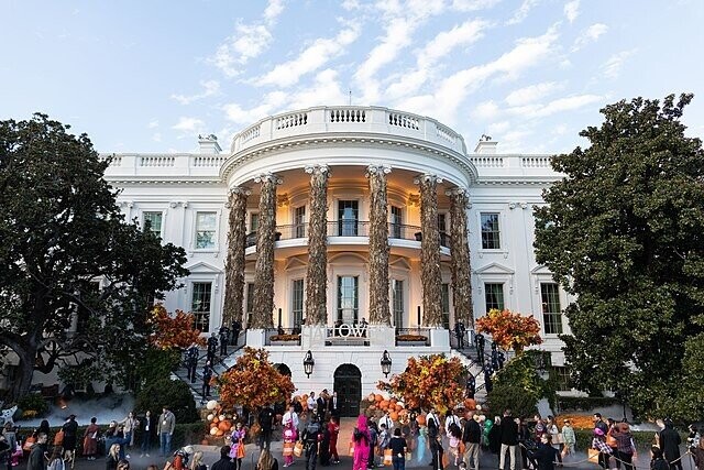 Times the White House Looked More Cursed Than Clean