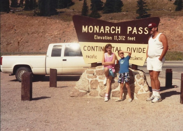 MONARCH PASS Elevation 11,312 feet CONTIN TAL DIVIDE PACIFIC ATLÁNTIC