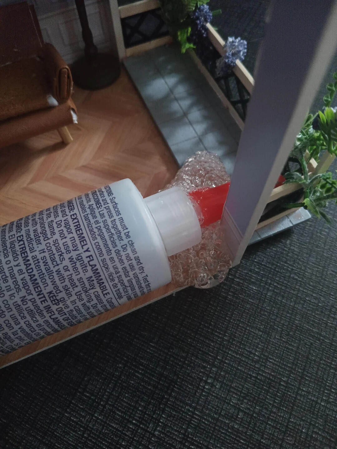 ECTIONS: Surfaces must be clean and dry. Test first on esurface press together. not varnished funite tesecho. en superficie use bamizados swallowed, - acetona. somnolencia SS PELIGRO: ediate void BY zziness. with Liquid ANGER: fire, prolonged El RUCCIONES: EXTREMADAMENTE medical and muebles líquido water. flame, Do EXTREMELY Aplique vapor and not O Las contact sparks, mareos. If y attention. el may use superficies el pegamento vapor ni when como ignite. lo con with or FLAMMABLE. No utilice heat. Do deben superficie pueden KEEP OPEN una utilice skin. con smoking. on May INFLAMABLE una give agua. cerca Use ventilaci estar use