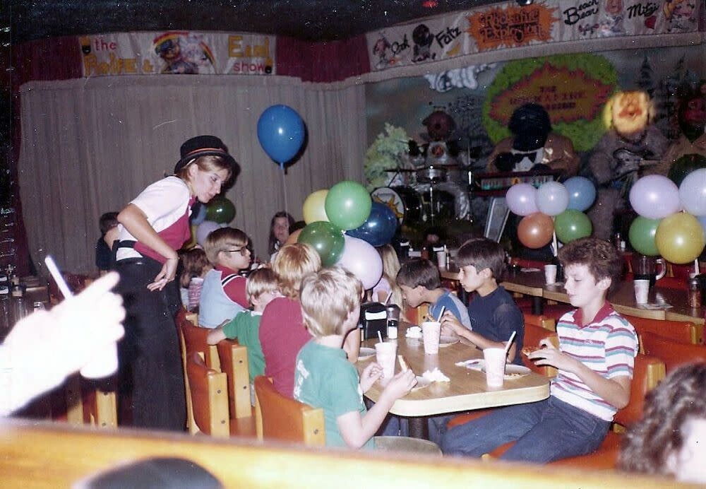 Interesting Images of What the World Was Like in 1981