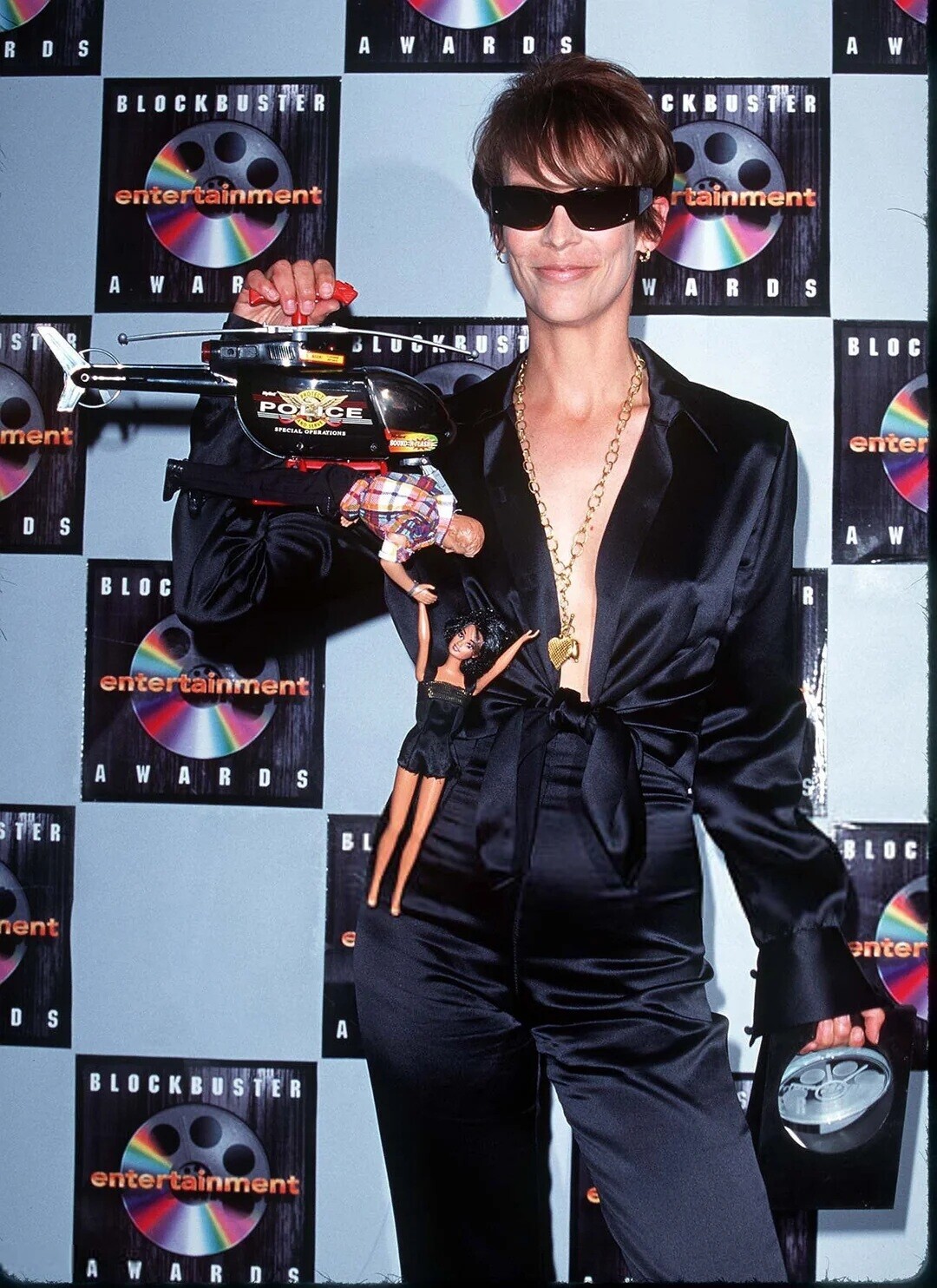 20 Photos Remembering the Blockbuster Awards Era | Cracked.com
