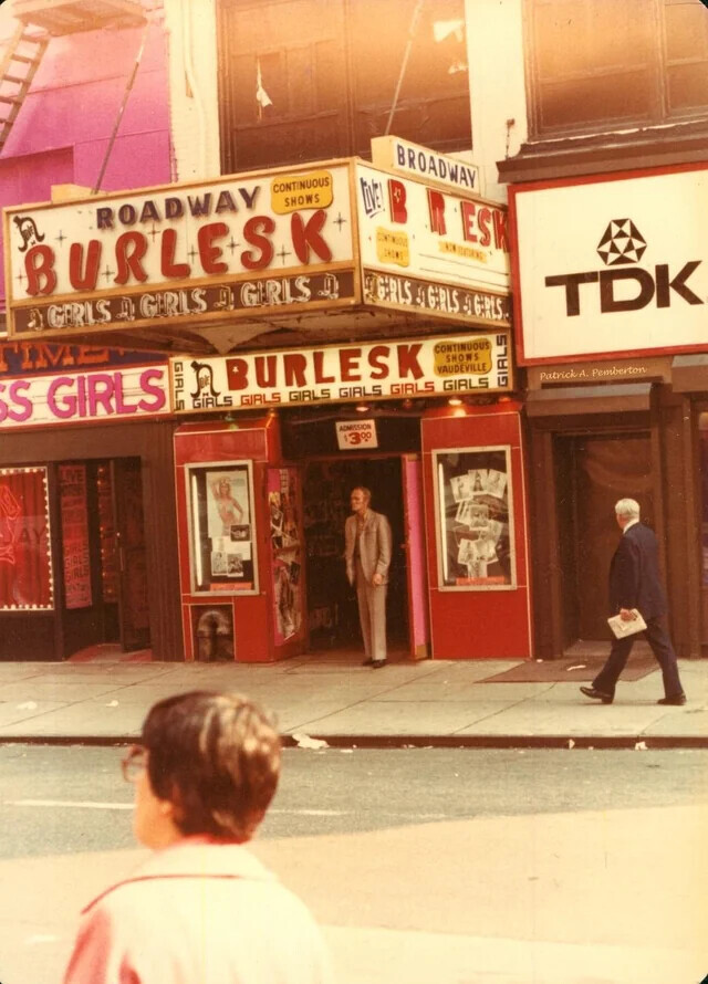 BROADWAY CONTINUOUS ROADWAY SHOWS LIVE! BURLESK CONTINUOUS ESK SHOWS - GERLS A GIRLS B GIRLS GIRLS SIGERLS TIME TDK S GIRLS GIRLS n BURLESK CONTINUOUS SHOWS VAUDEVILLE GIRLS GIRLS GIRLS GIRLS GIRLS GIRLS Patrick A. Pemberton GIRLS ADMISSION 300 A OF ALI