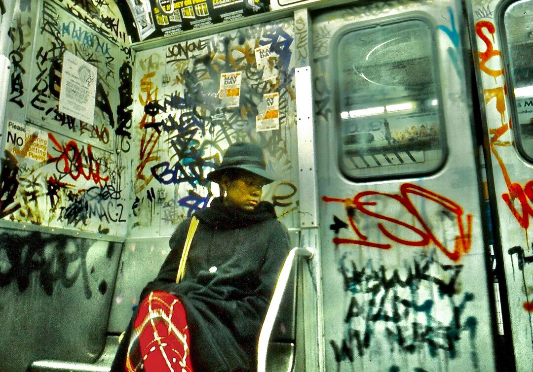 DA MA 8M uitibo SONONETTO - MAY DAY - - sa Name 1 Please Littering No oking bitting Playing MAC-2