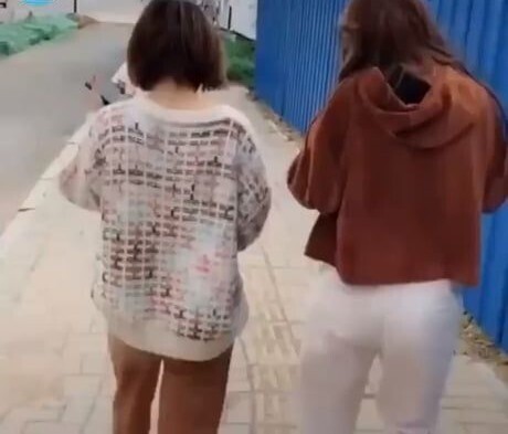 20 Photos Showing There Are Two Types of People