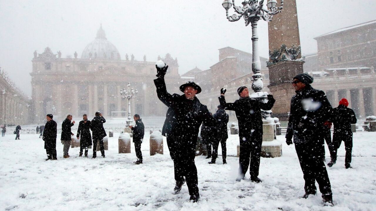 Photos of the Concrete Jungle as a Winter Wonderland
