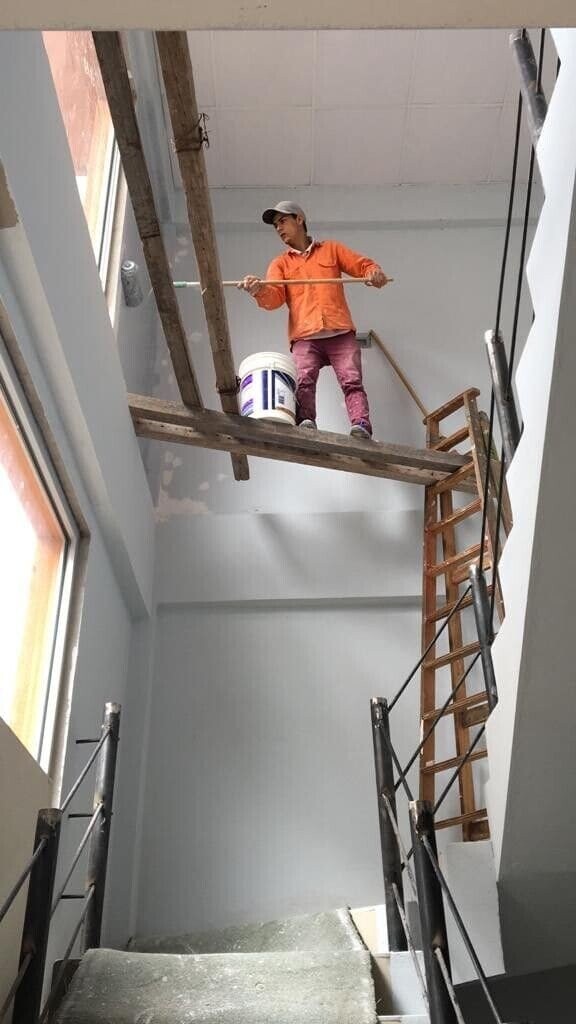 Photos Where Trust Me Doesn't Inspire Confidence