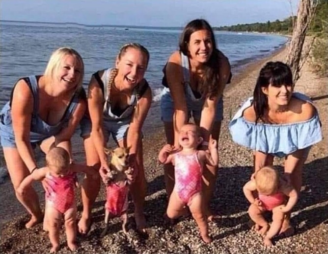 20 Photos Showing There Are Two Types of People