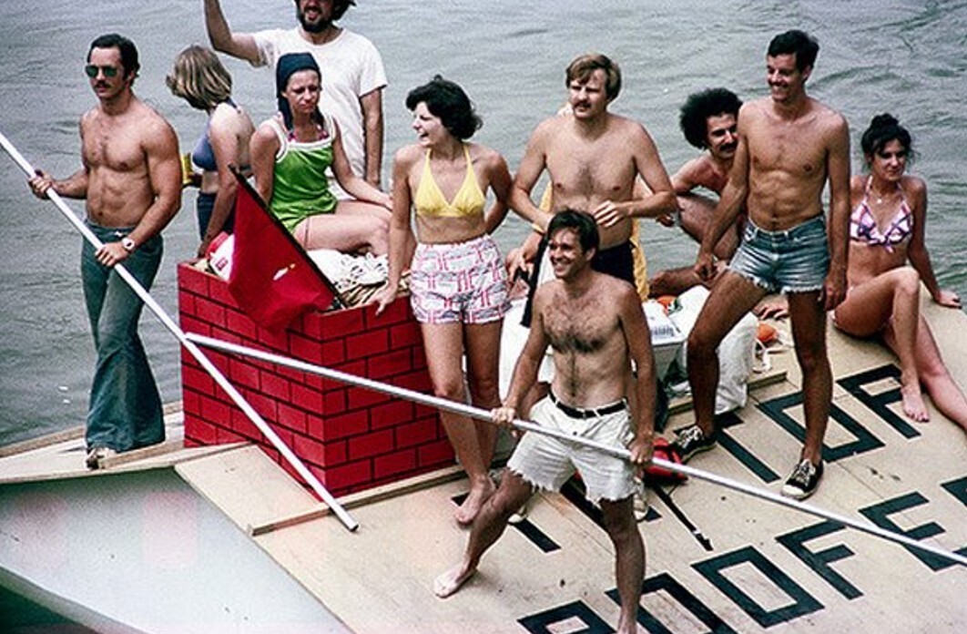 Photos Where the '70s Are Anything But Strait-Laced