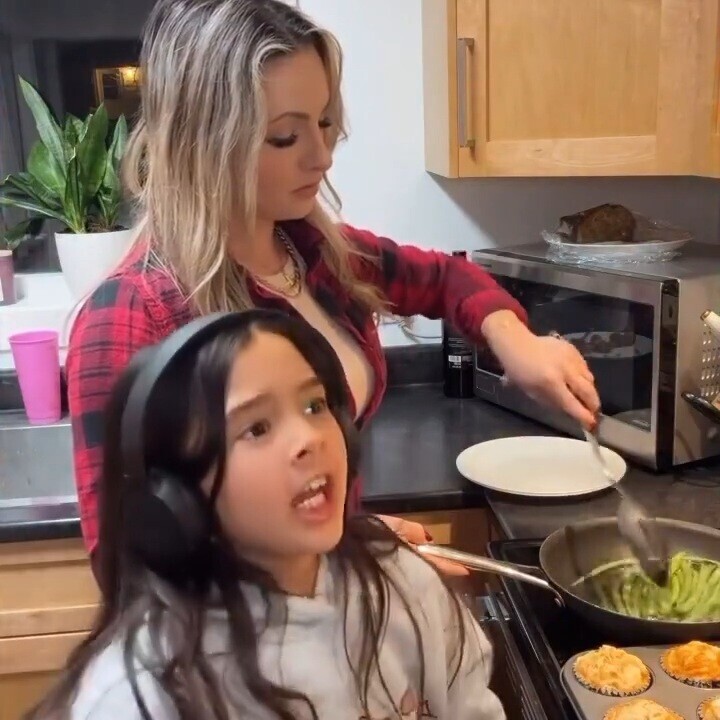 20 Photos Showing There Are Two Types of People