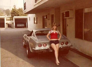 Capturing the ’70s Spirit in Timeless Moments