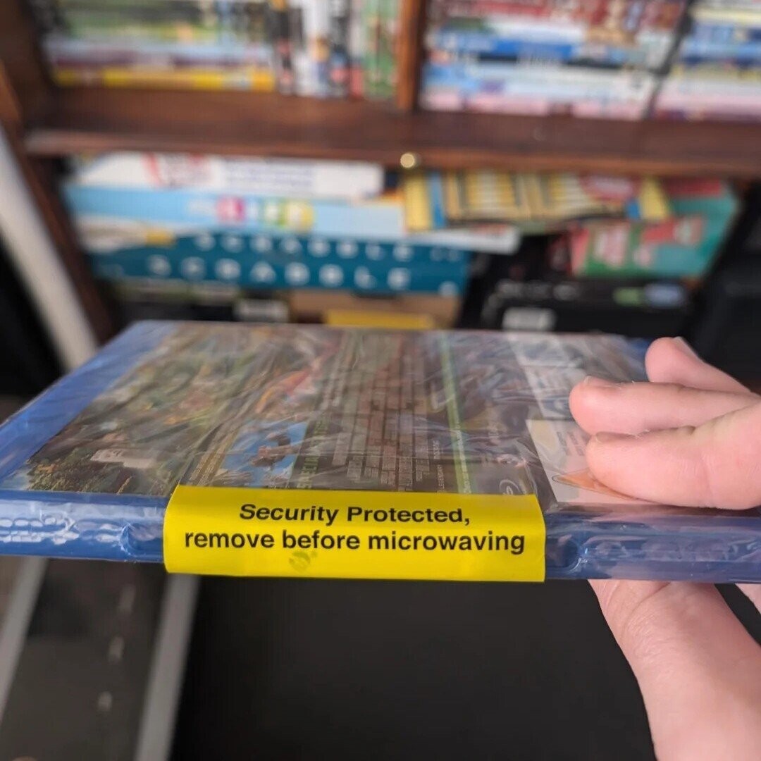 SPECIAL Security Protected, 100% remove before microwaving LEGENDARY 5