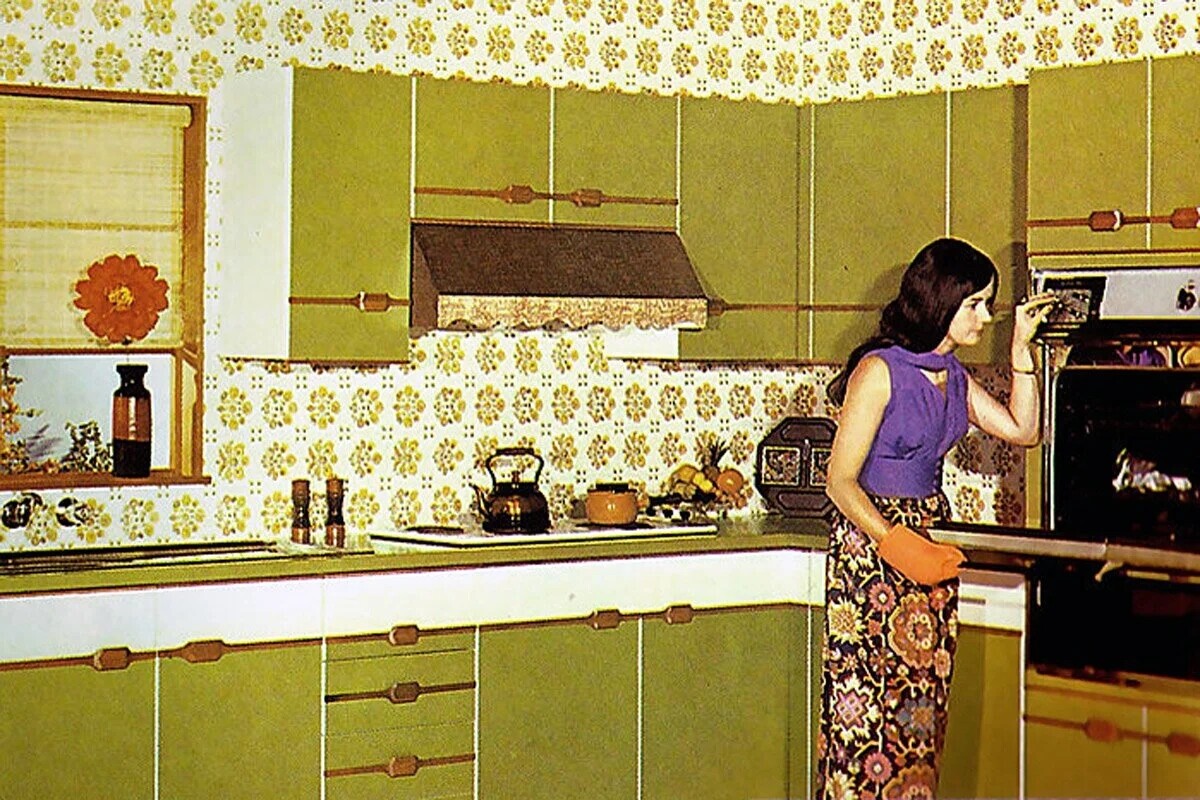 Photos of 1972 Going the Extra Mile | Cracked.com