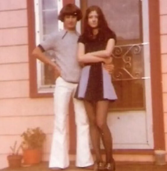 Capturing the ’70s Spirit in Timeless Moments