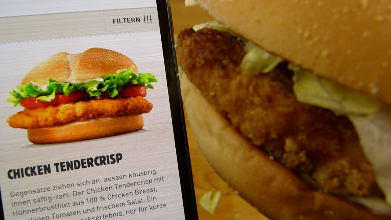 FILTERN ttt CHICKEN TENDERCRISP Gegensätze ziehen sich an: aussen knusprig, innen saftig-zart. Der Chicken Tendercrisp mit Hühnerbrustfilet ekigen aus 100 % Chicken Breast, Tomaten und frischem Salat. Ein kserlebnis, nur für kurze 