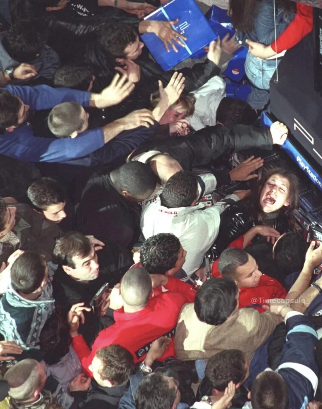 ..W.J- cru 2 1 PlayStation 70 POLO @Timecapsule_