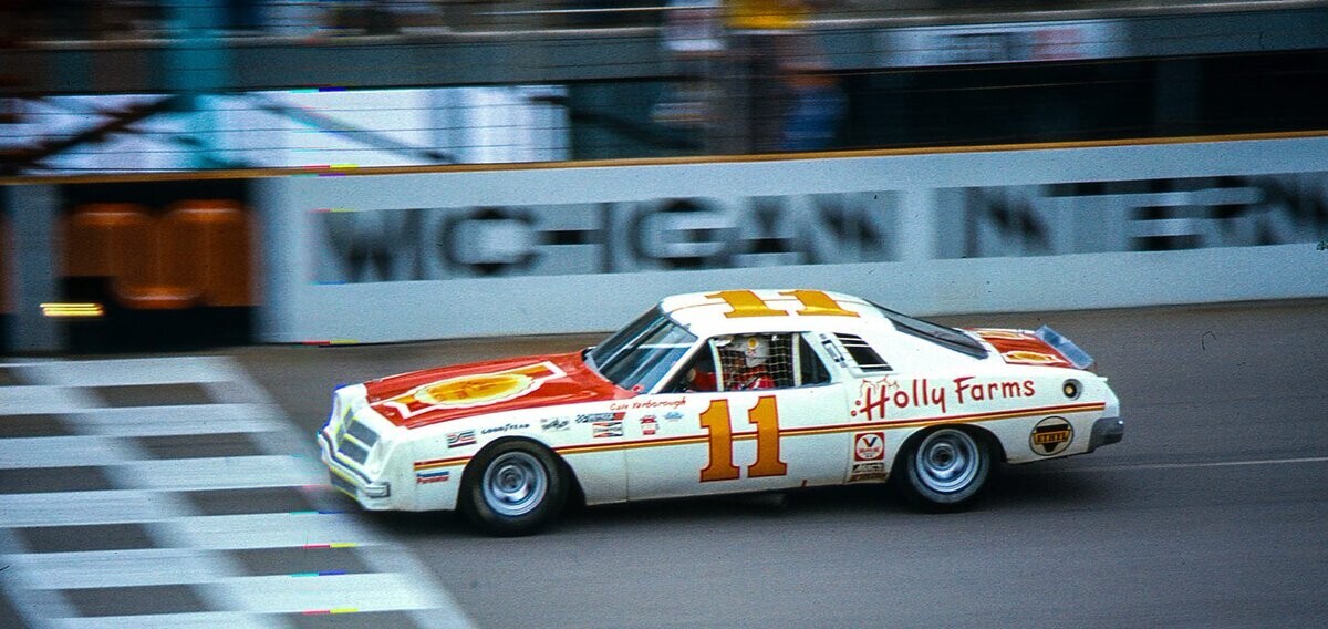 Classic Stock Cars and Their Gorgeous Looks