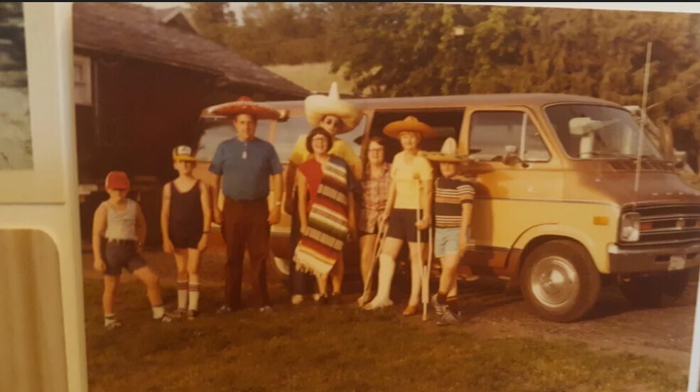 Nostalgic Photos from a '70s Gasoline-Fueled Road Trip