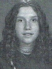 20 Celebrity Yearbook Photos That Are Pure Comedy Gold