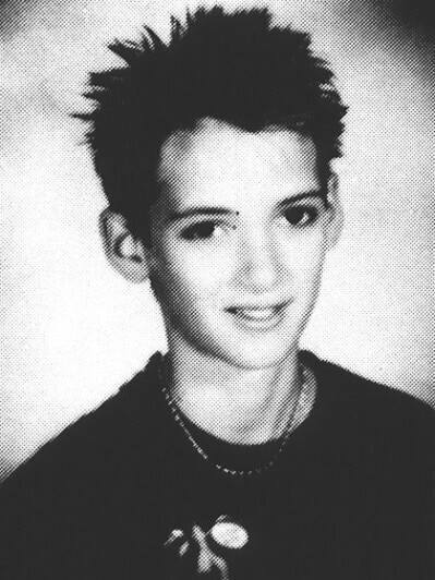 20 Celebrity Yearbook Photos That Are Pure Comedy Gold