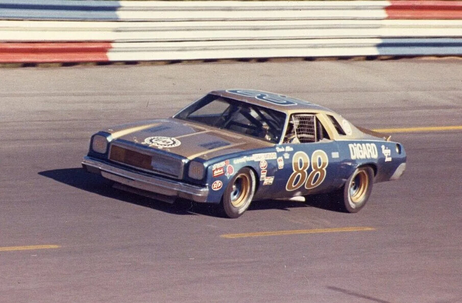 Classic Stock Cars and Their Gorgeous Looks