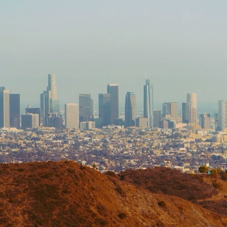 Photos of Smog-Filled Living from 1970s Los Angeles