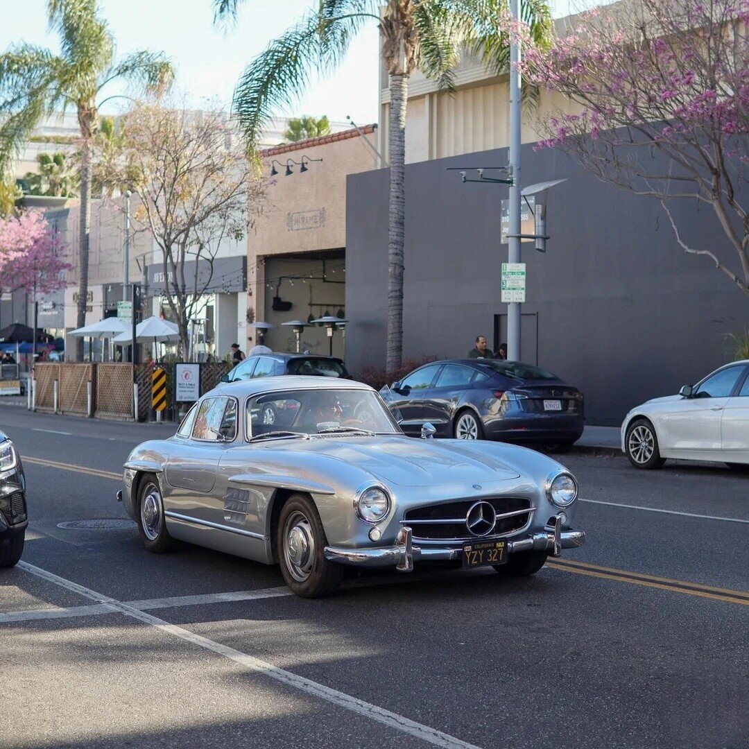 NAME AVEL I i 12001 CALIFORNIA YZY 327 M FOID