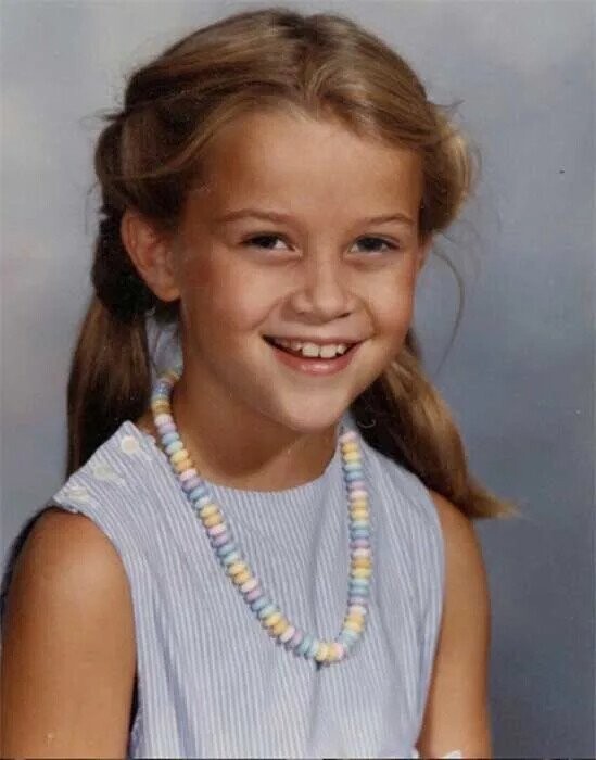 20 Celebrity Yearbook Photos That Are Pure Comedy Gold