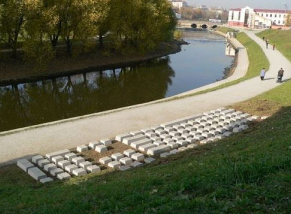 20 Photos Where Common Sense Was Left for Dead