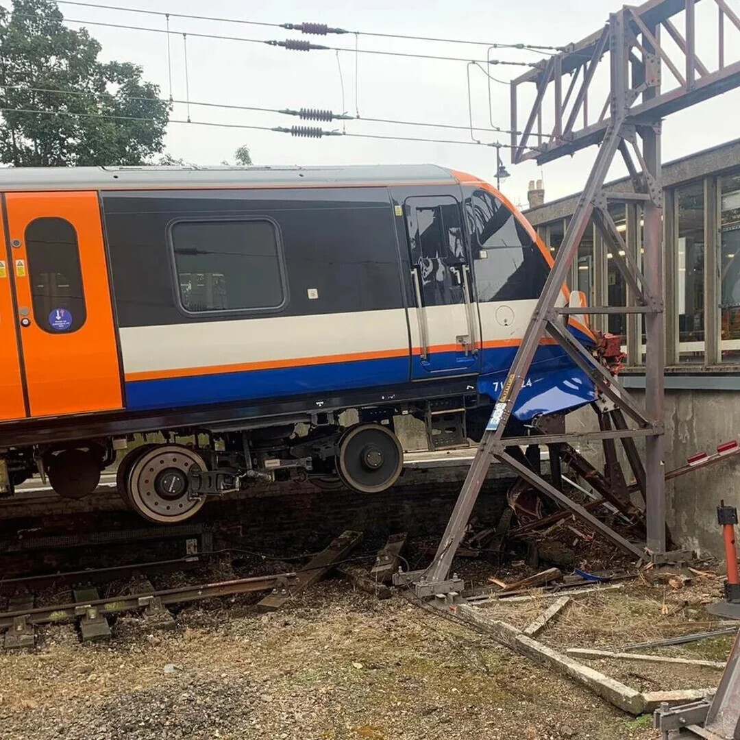 20 Pricey Photos Where Someone Better Have Insurance