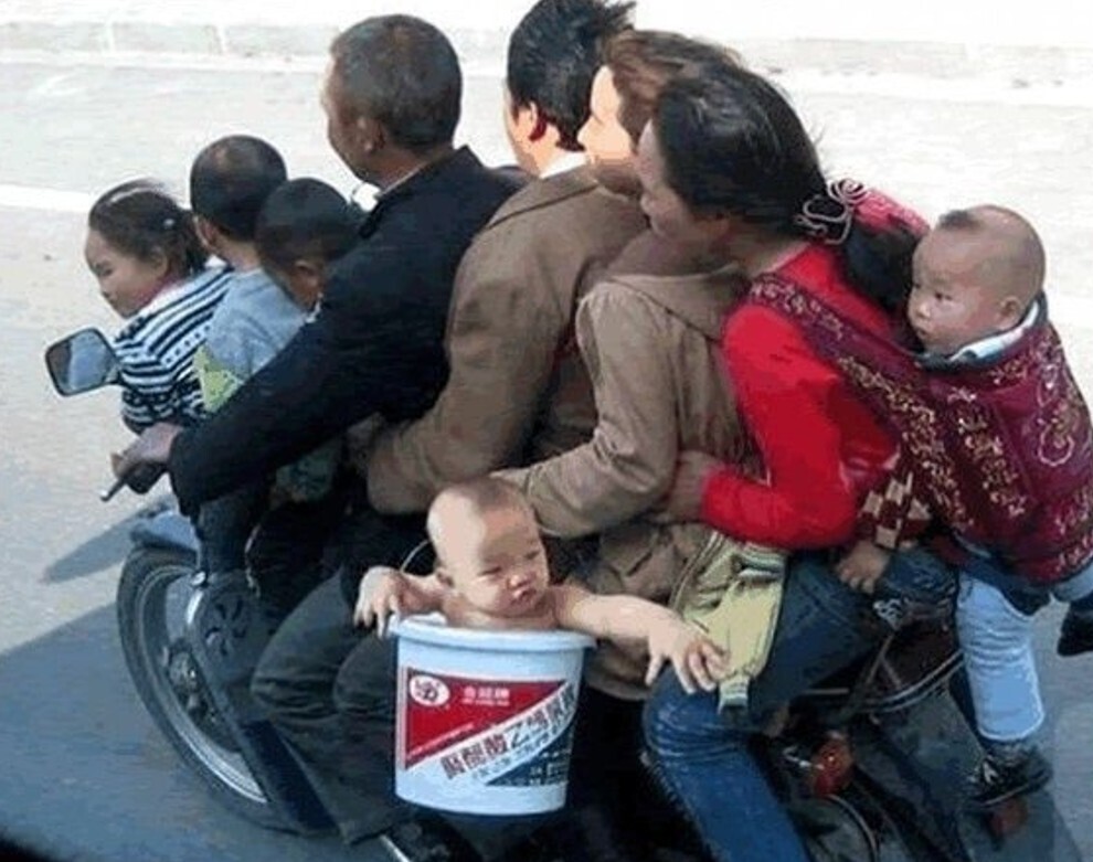 20 Photos Where an 'Eye Roll' is the Normal Reaction