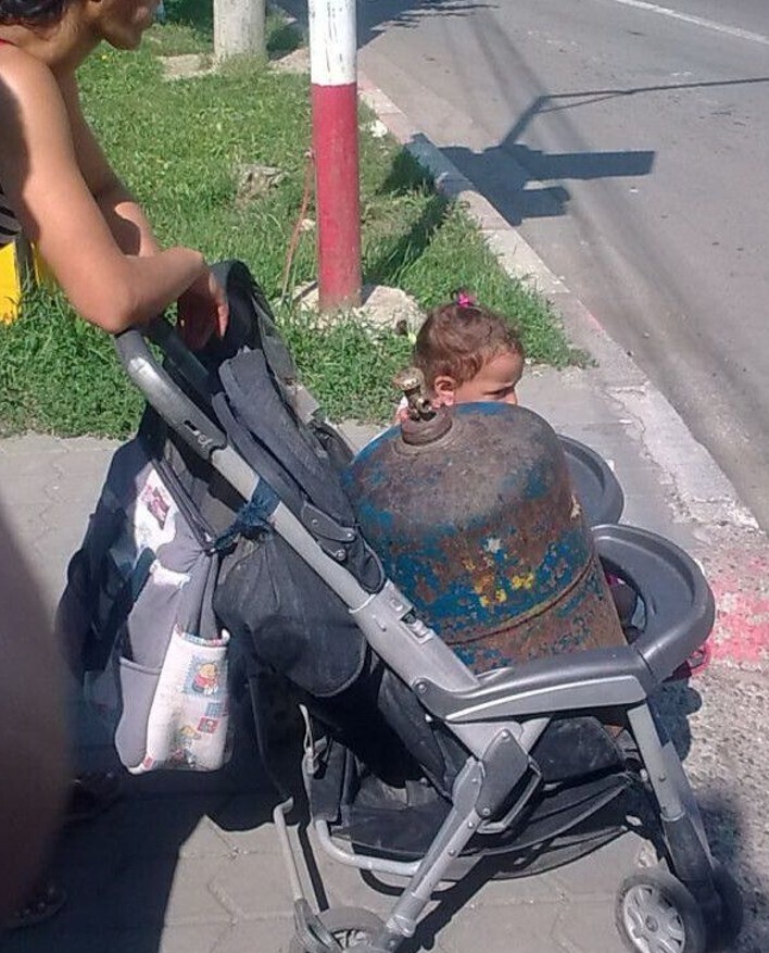 20 Photos Where an 'Eye Roll' is the Normal Reaction