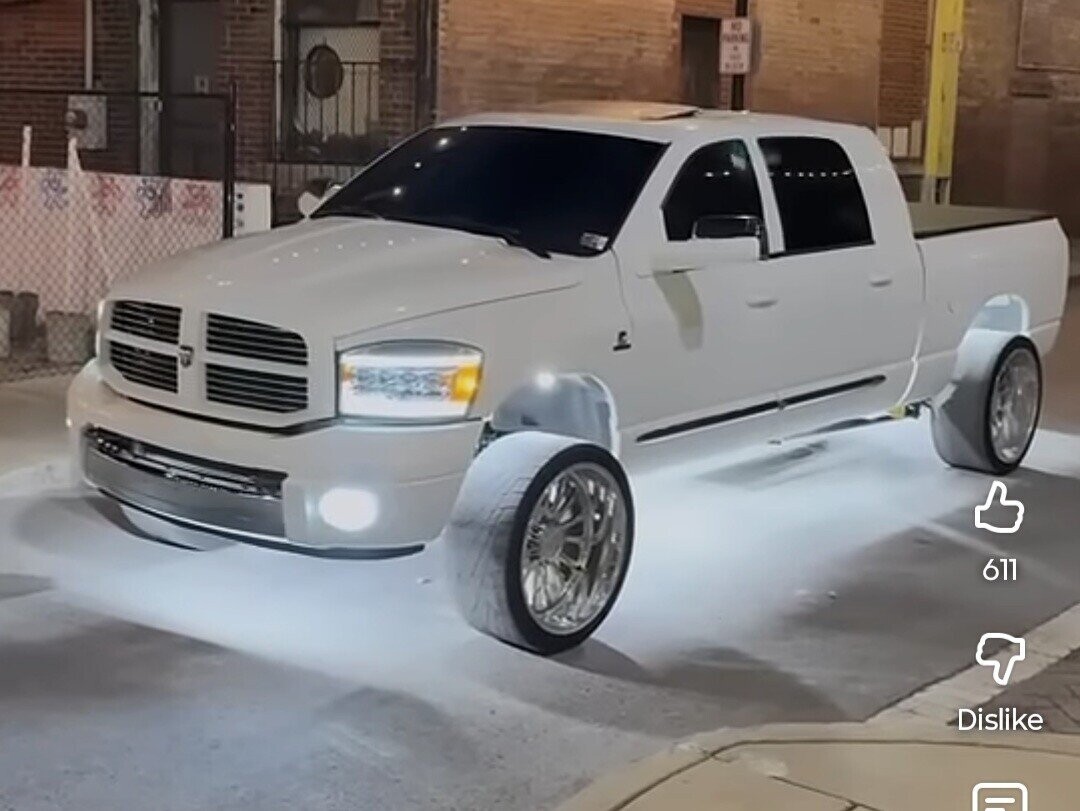 NO NEW NICH 611 Dislike