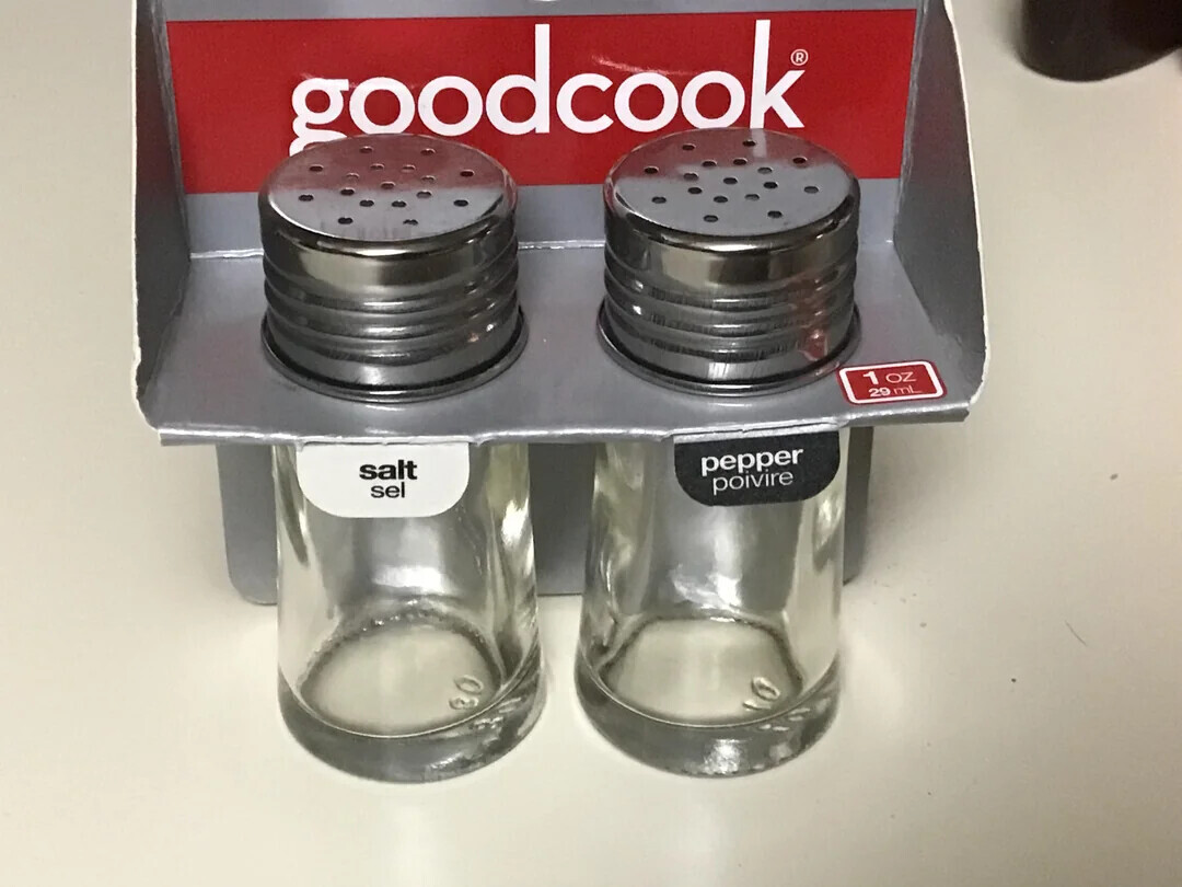 goodcook 1 OZ 29 mL salt sel pepper poivire