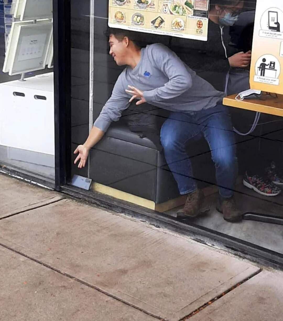 1 - 4 Passe - - File -