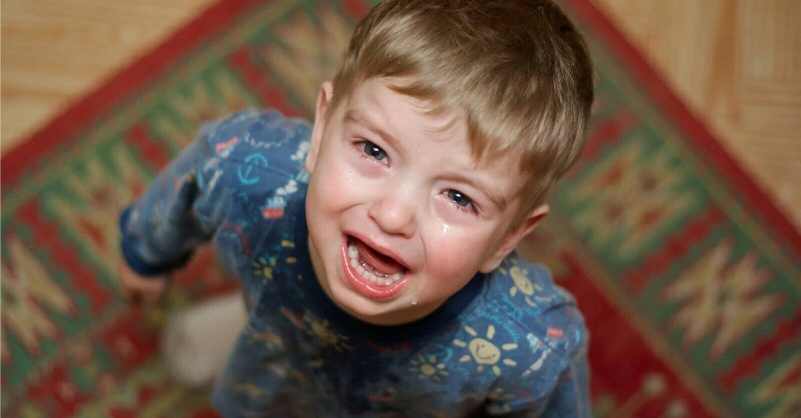 20 Photos Of Kids Right After They Broke Something