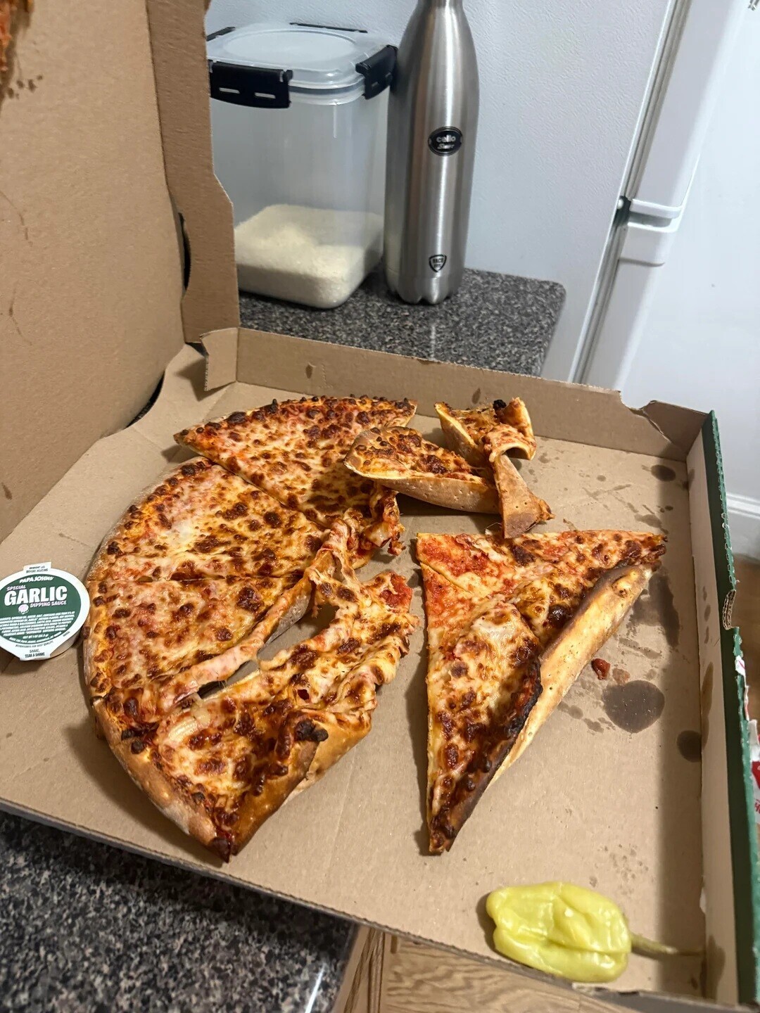 cello S PAPAJOHNS SPECIAL GARLIC DIPPING SAUCE - E