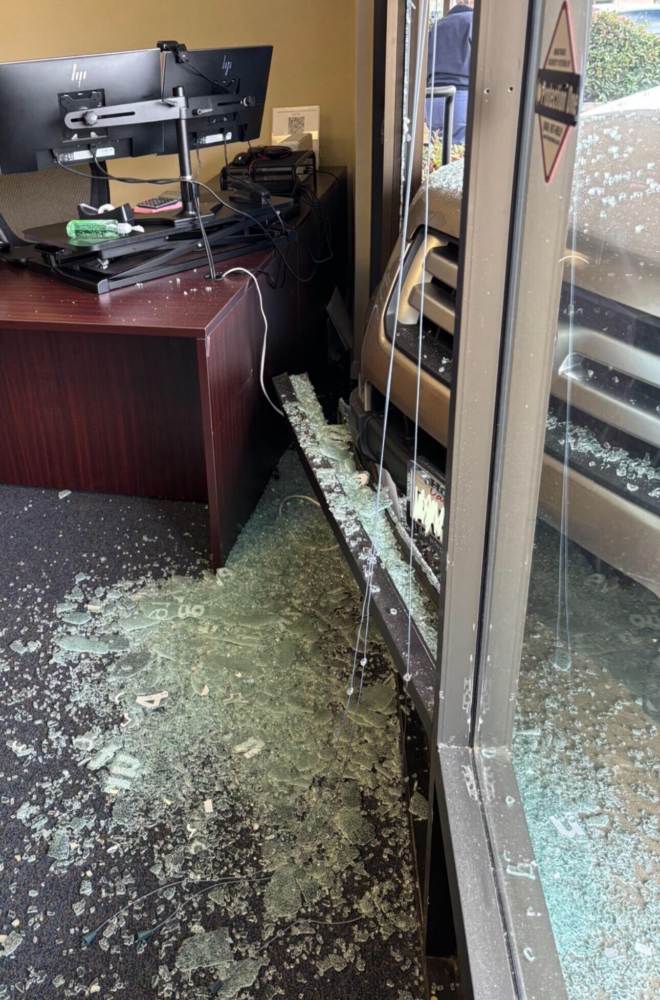 IN - mi Printestion One I it - H go AI b