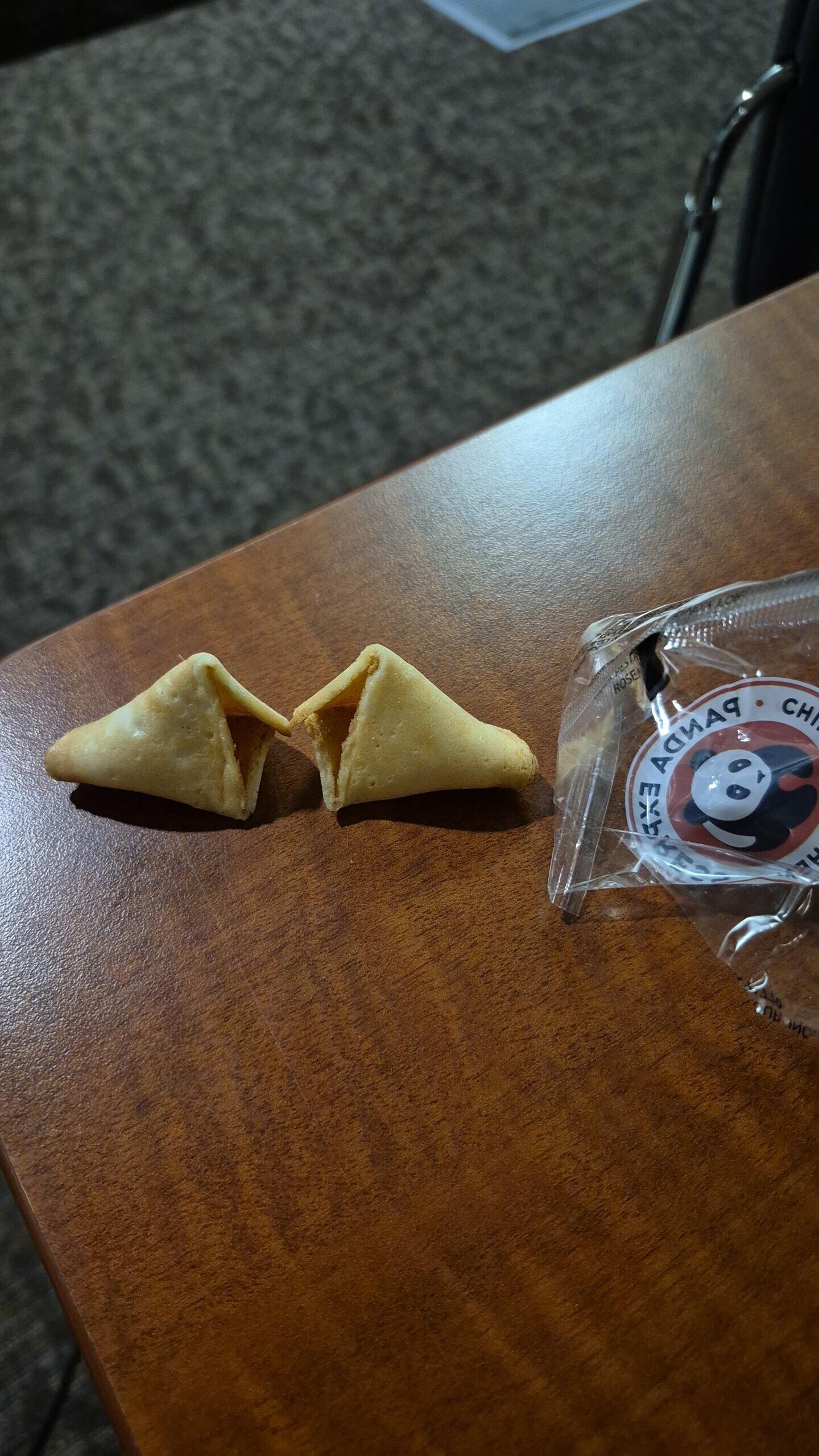 PO ROSE АОИАЯ CHOCOLATE ЛЬ ИС