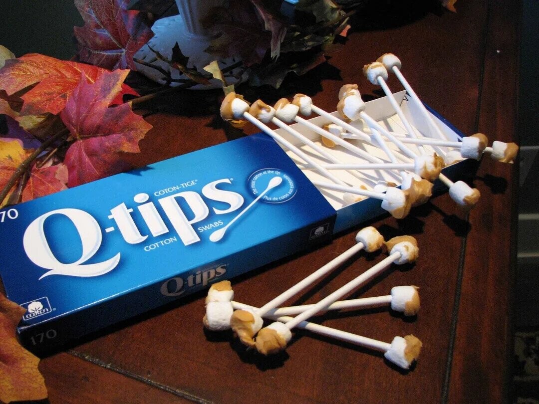 O Quiss® COTTON COTON-TIGE® SWABS most cotton The al Plus the de tip coron Company do anton Qtips 170