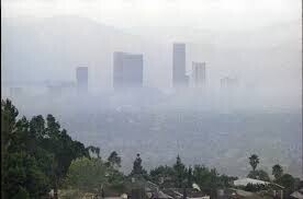 Photos of Smog-Filled Living from 1970s Los Angeles