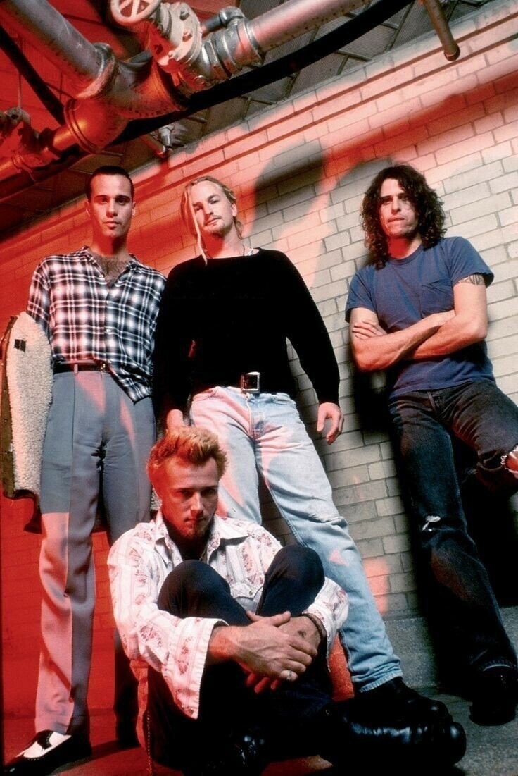 Bands Who Hated Each Other but Still Made Great Music