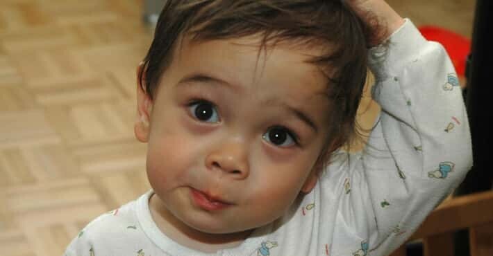 20 Photos Of Kids Right After They Broke Something