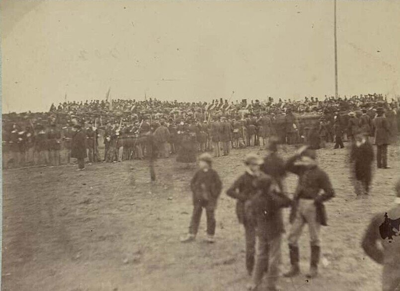 Historical ‘Time Travelers’ Allegedly Caught on Camera